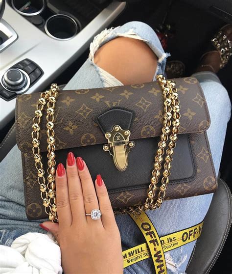 what is the best selling louis vuitton bag